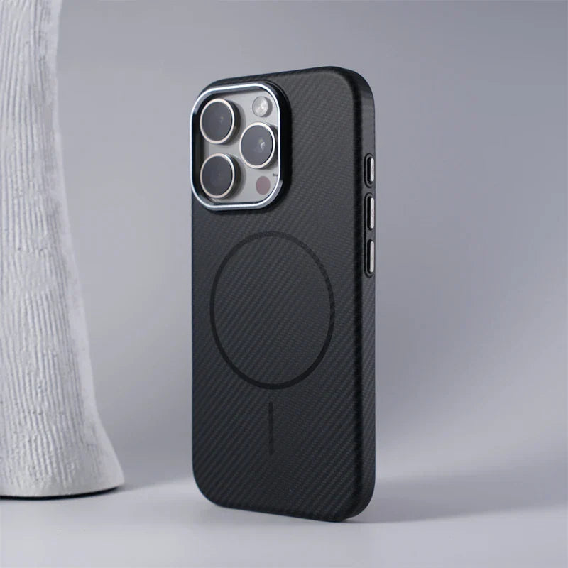 Textured Carbon Fiber iPhone Case with MagSafe Charging